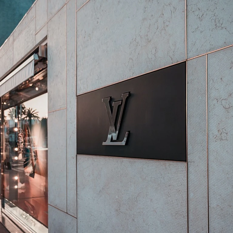 The Timeless Appeal of Military Overcoats for Men