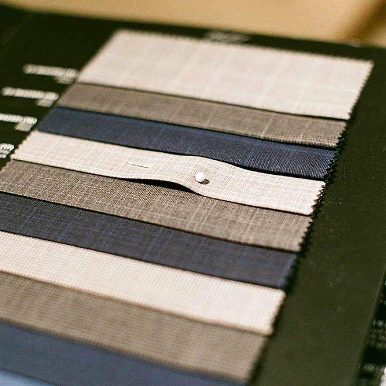 Understanding the Appeal: Single-Breasted vs. Double-Breasted Suits