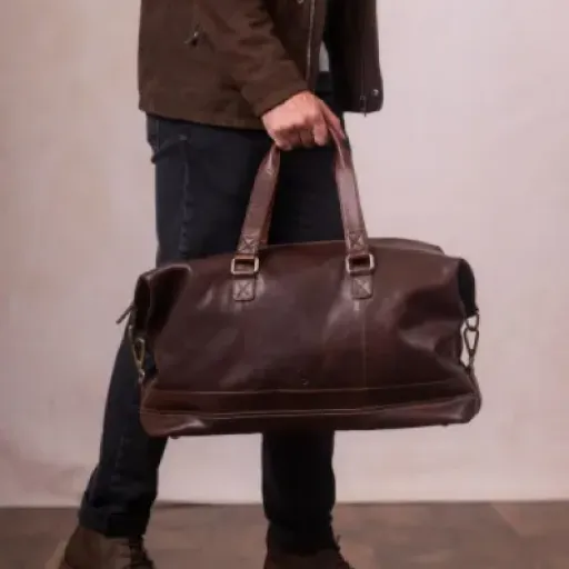 Lakeland Leather Keswick Holdall Review: a solid leather weekender that looks smart but isn’t exactly lightweight