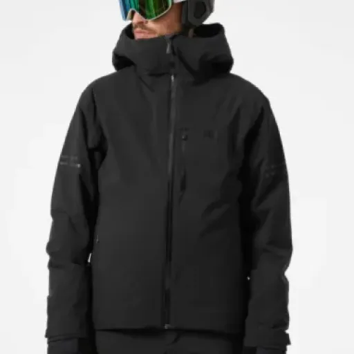 Helly Hansen Men's Swift Team Ski Jacket Review: Warm, tough, but not exactly cheap