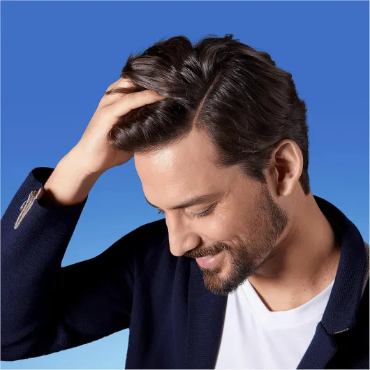 Head & Shoulders Classic Clean 2in1 Anti Dandruff Shampoo, 1000ml - Up to 100% Flake Free, Clinically Proven - For Any Hair and Scalp Type - For Daily use - Clean Feeling 1 l (Pack of 1) Classic Clean 2in1 Shampoo Set